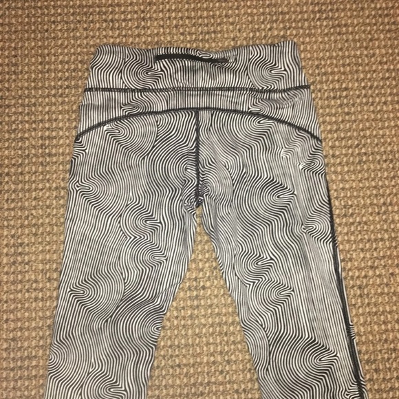 Nike Running Leggings - Picture 2 of 2